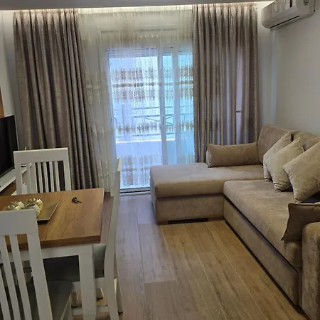 Hanaj 5 Sarandë